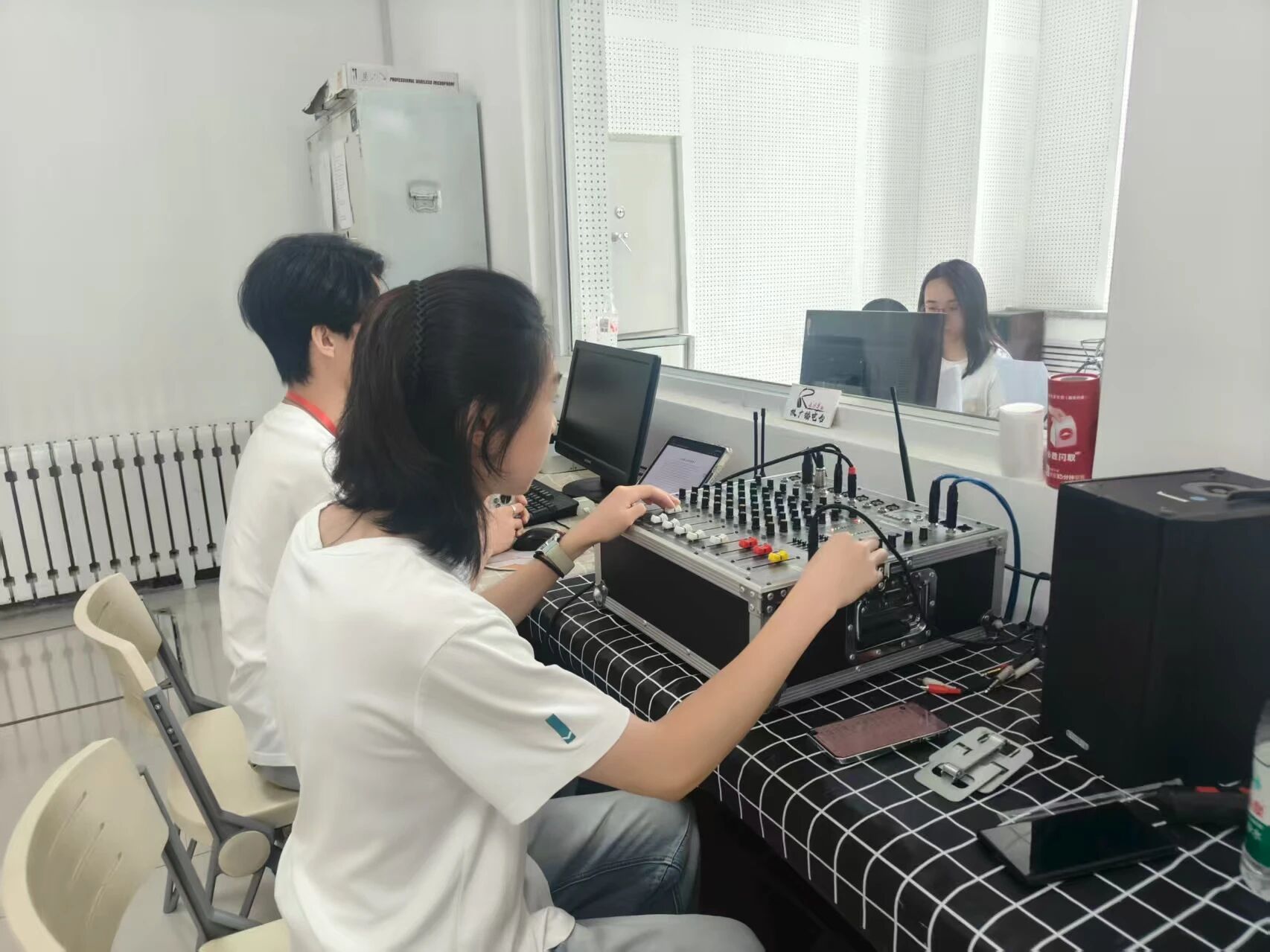 202510181924216264.jpg 202510181924216264.jpg