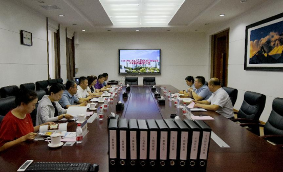 省教科文卫体工会教代会评估检查组到我校检查指导工作