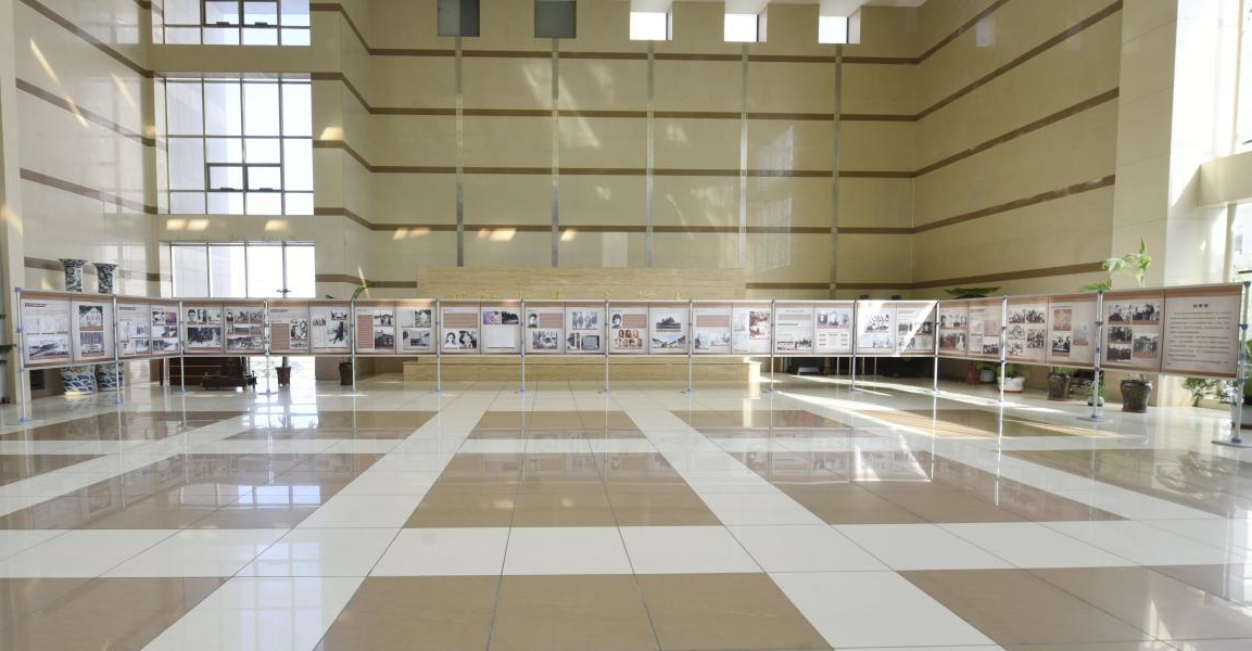 学校举办“铭记历史 传承精神——英勇不屈的东北抗日联军”主题图片展