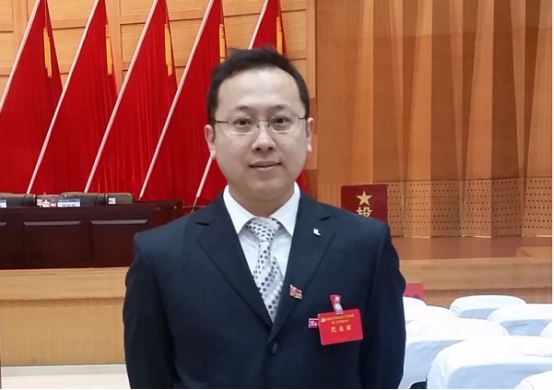 我校刘海成教授荣获2022年度宝钢优秀教师奖