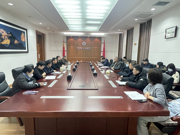 学校召开研究生教育工作例会